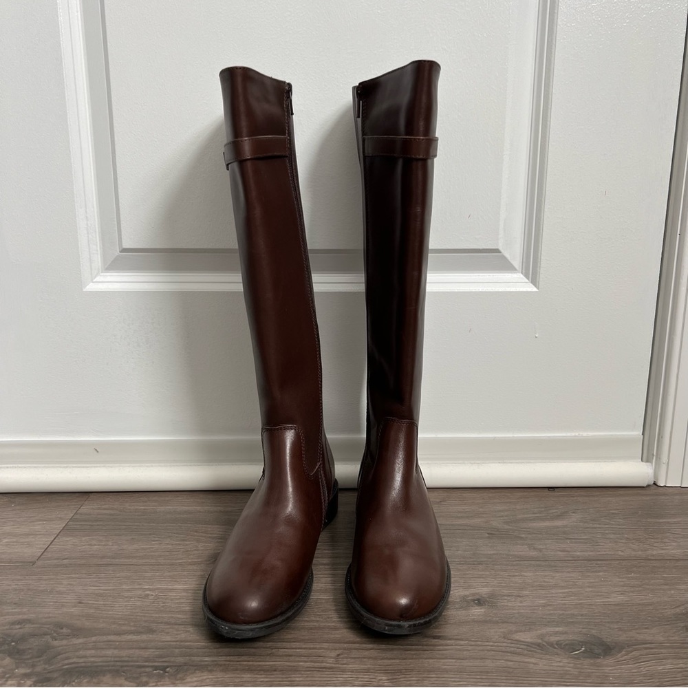Italian Shoemakers - Antonia Leather Boot - Size 8.5